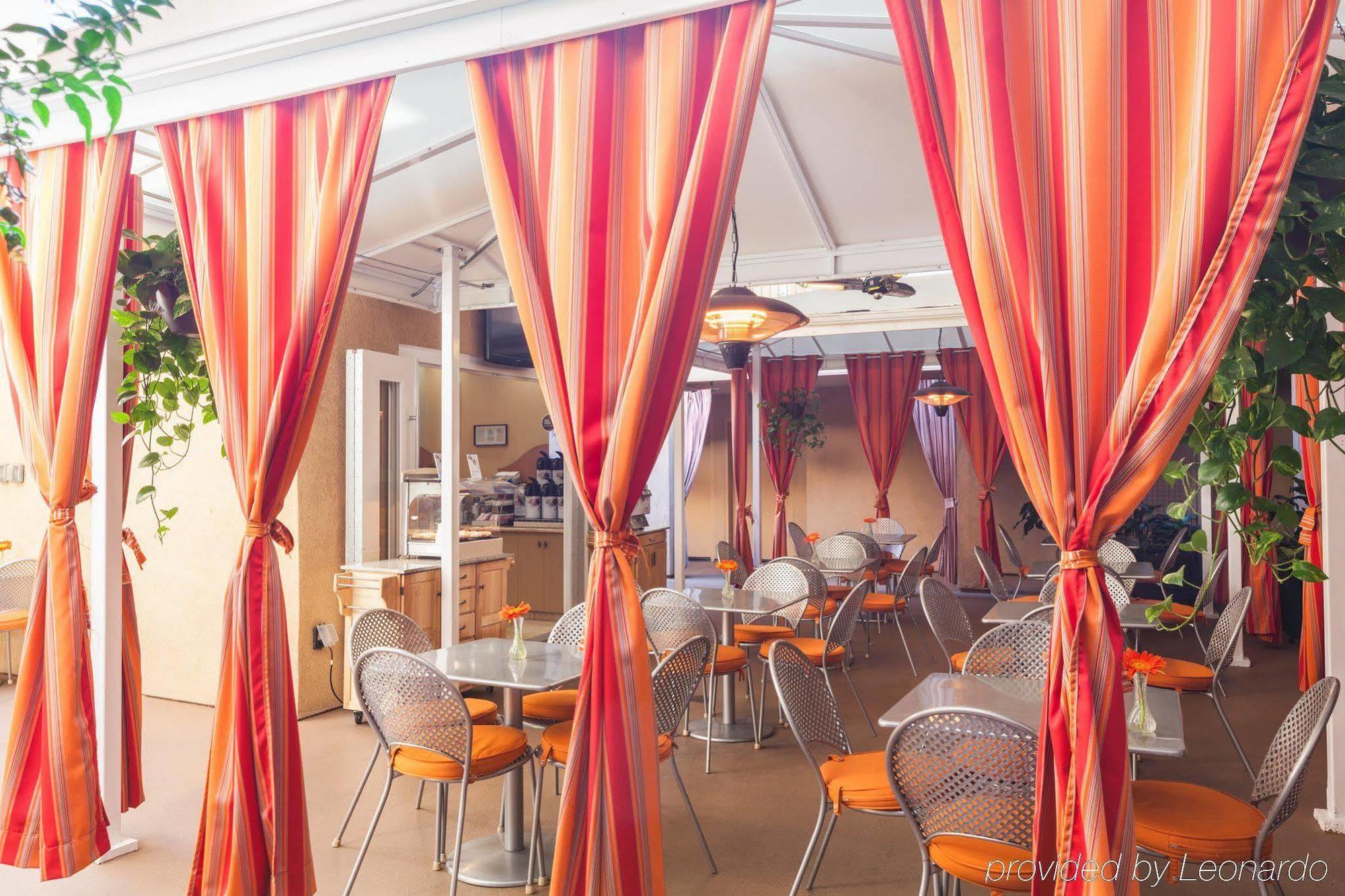 Holiday Inn Express West Los Angeles By Ihg Zewnętrze zdjęcie