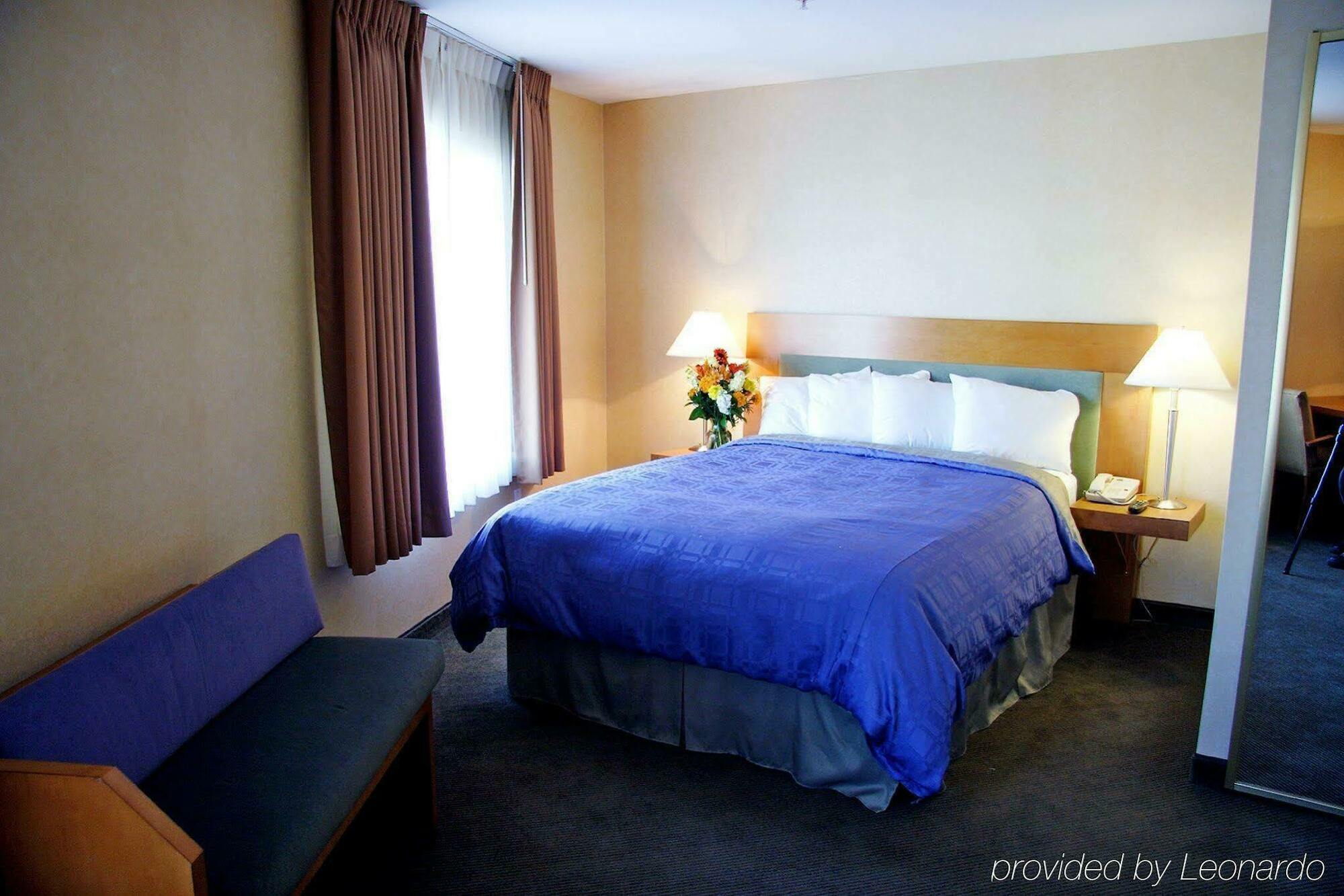 Holiday Inn Express West Los Angeles By Ihg Zewnętrze zdjęcie