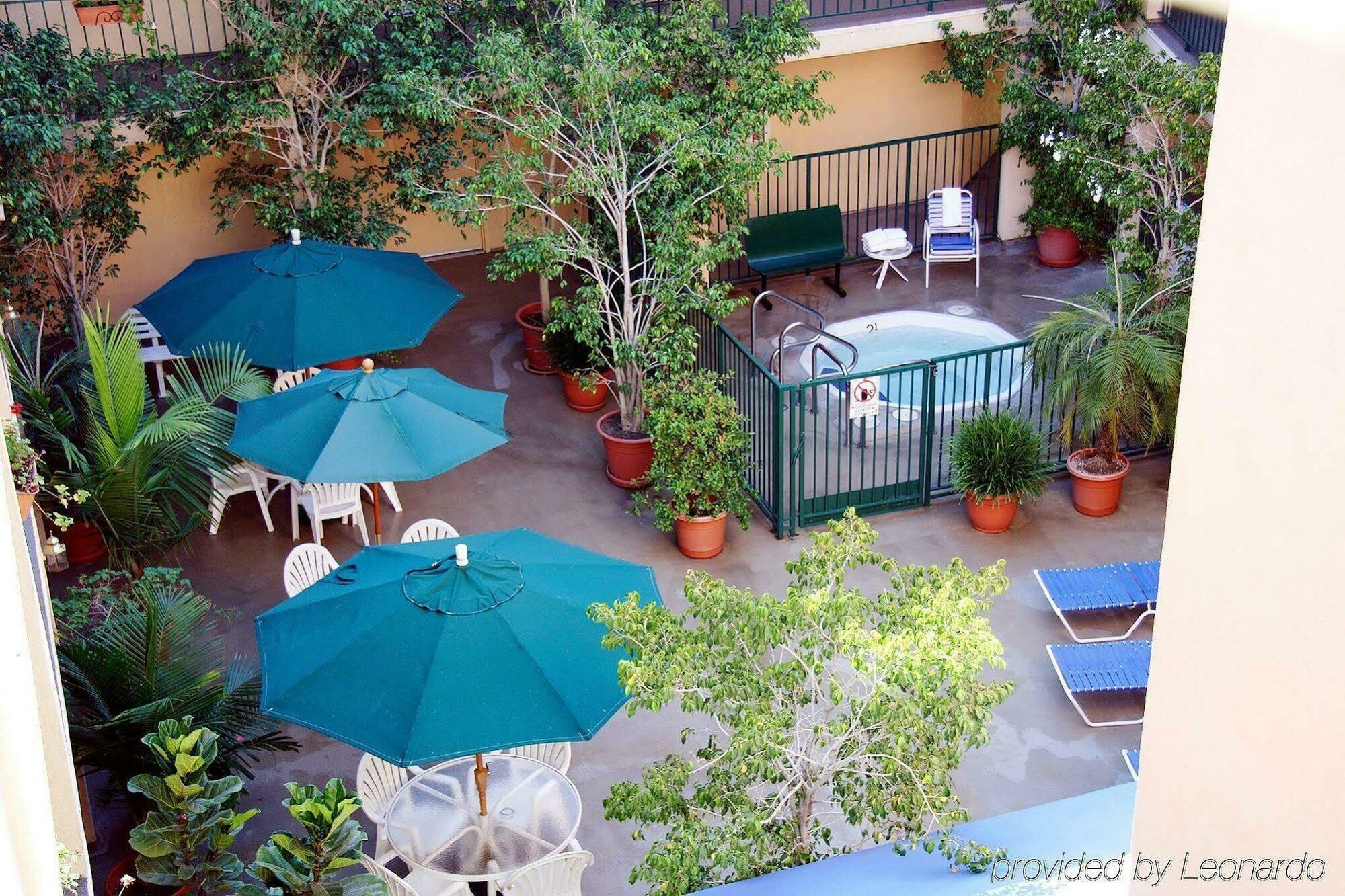 Holiday Inn Express West Los Angeles By Ihg Zewnętrze zdjęcie