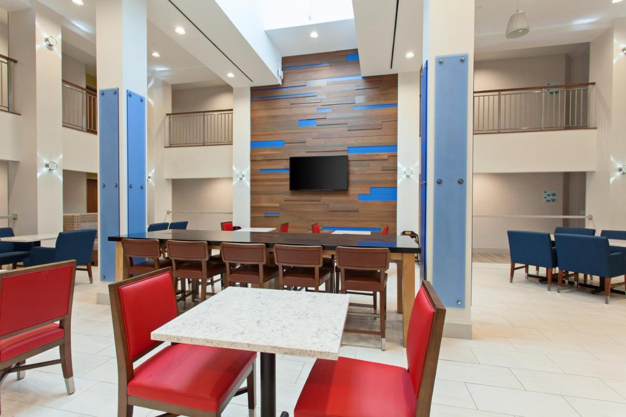 Holiday Inn Express West Los Angeles By Ihg Zewnętrze zdjęcie
